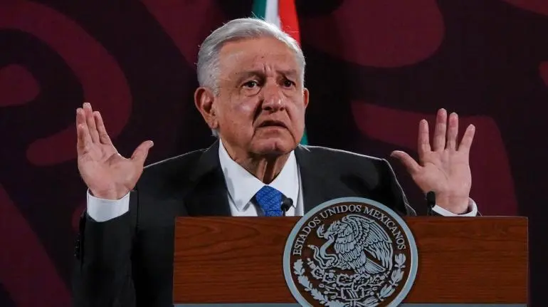 Agreden trabajadores del Poder Judicial a López Obrador en su visita a Veracruz