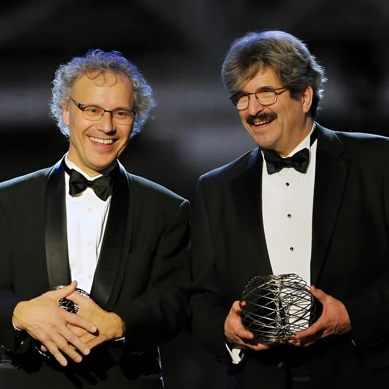 AMBROS Y RUVKUN: GANADORES DEL NOBEL POR DESCUBRIR LOS MICROARN