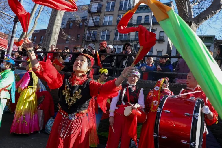 CELEBRA NUEVA YORK EL AÑO NUEVO CHINO CON FUEGO Y MAGIA