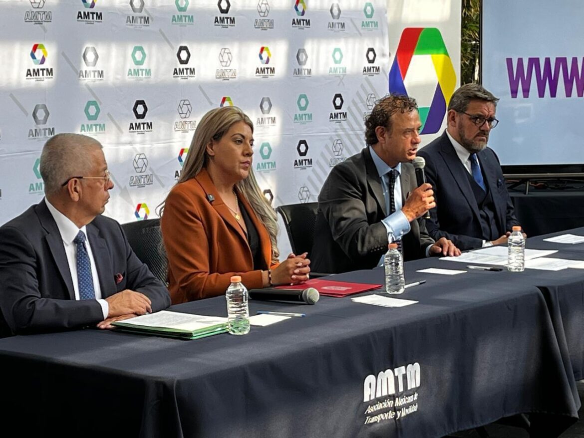 ACTUALIZAR TARIFAS O MORIR, RETO DEL TRANSPORTE URBANO: JESÚS PADILLA