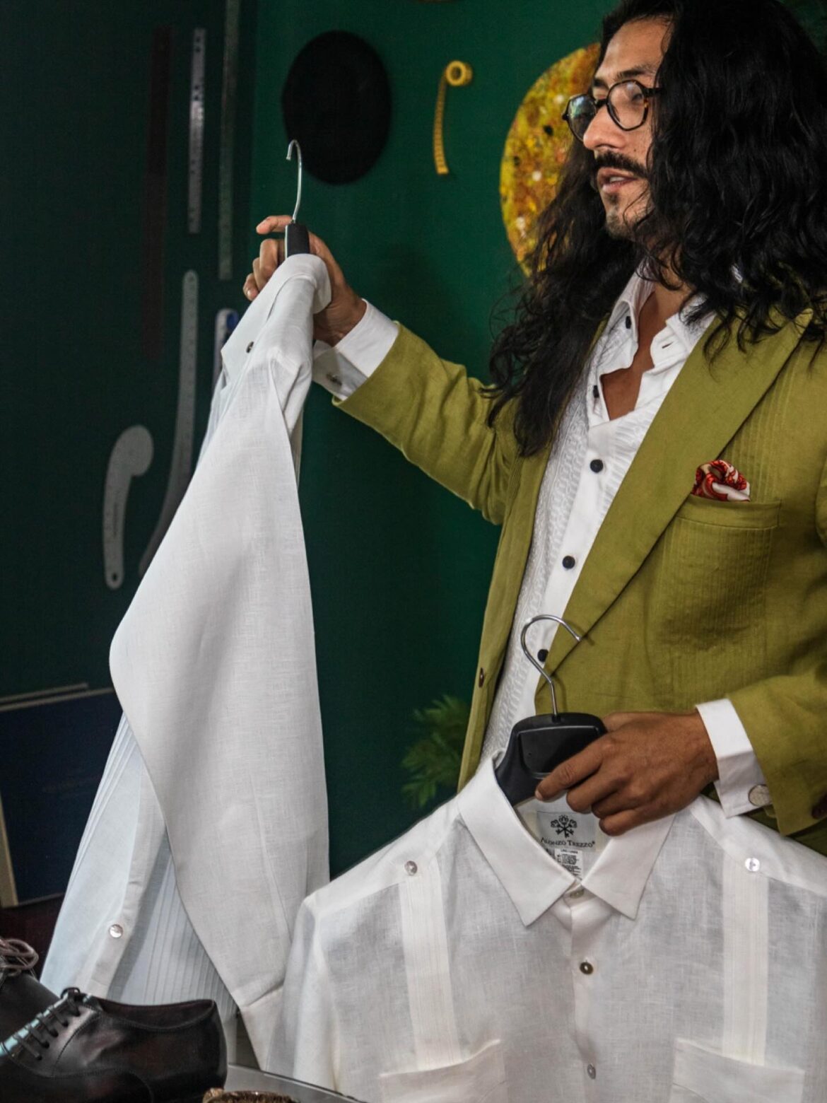 ATREZZO LLEGA A PITTI UOMO 108: ¿LA GUAYABERA MEXICANA CONQUISTARÁ FLORENCIA?