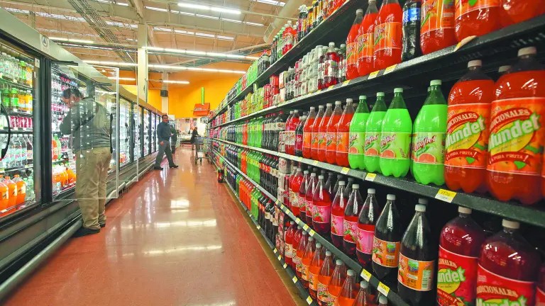 CHIAPAS SE BAÑA EN REFRESCO; EL SUR DE MÉXICO, EPICENTRO DE UNA CRISIS AZUCARADA