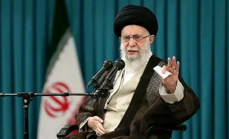 JAMENEÍ LANZA AMENAZA GLOBAL: IRÁN NO SE RINDE NI ANTE ISRAEL NI EU