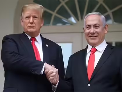 TRUMP EXIGE FRENO AL JUICIO POR CORRUPCIÓN CONTRA “BIBI” NETANYAHU