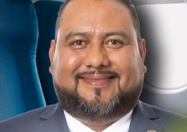 DIPUTADO DE MORENA VOTA EN PLENO VUELO Y DETONÓ LA POLÉMICA