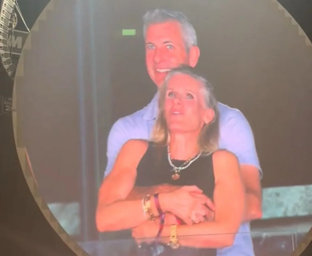 “No fue infidelidad”: el esposo de Kristin Cabot rompe el silencio sobre el video viral en concierto de Coldplay