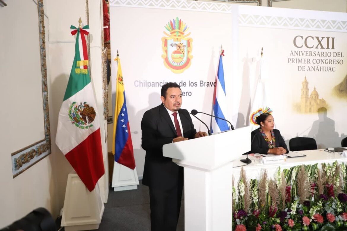 Conmemoran en Guerrero el 212 aniversario del Primer Congreso de Anáhuac y rinden homenaje a Ifigenia Martínez