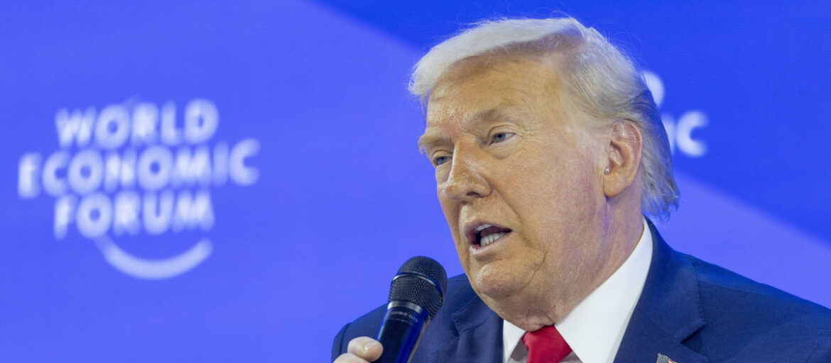 Trump oficializa salida de EE.UU. de la OMS y rechaza pagar 1,200 mdd en cuotas pendientes