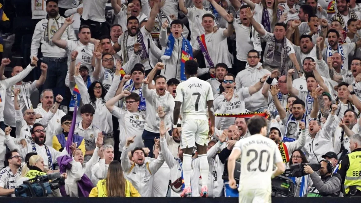 Real Madrid supera al Atlético en derbi con polémica y expulsión de Valverde