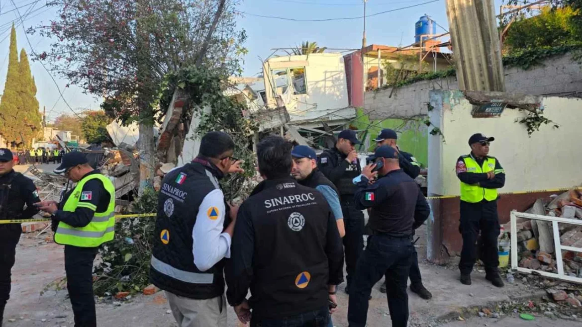 Explosión por acumulación de gas deja ocho lesionados en Coacalco