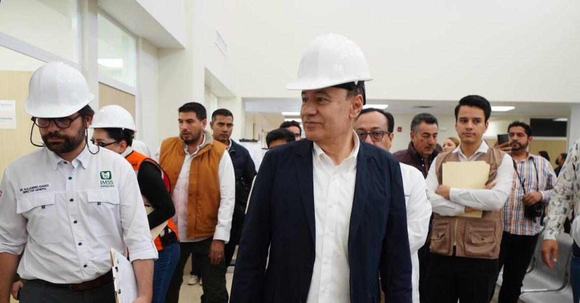 Contratación de médicos en Sonora contrasta con crisis de financiamiento en salud a nivel nacional