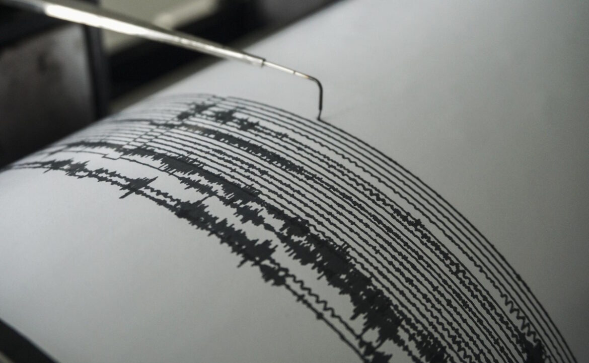 Reportan tres microsism en la Ciudad de México; no se registran daños