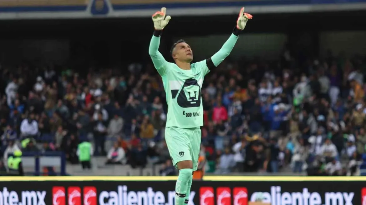 Keylor Navas renueva con Pumas UNAM hasta 2027
