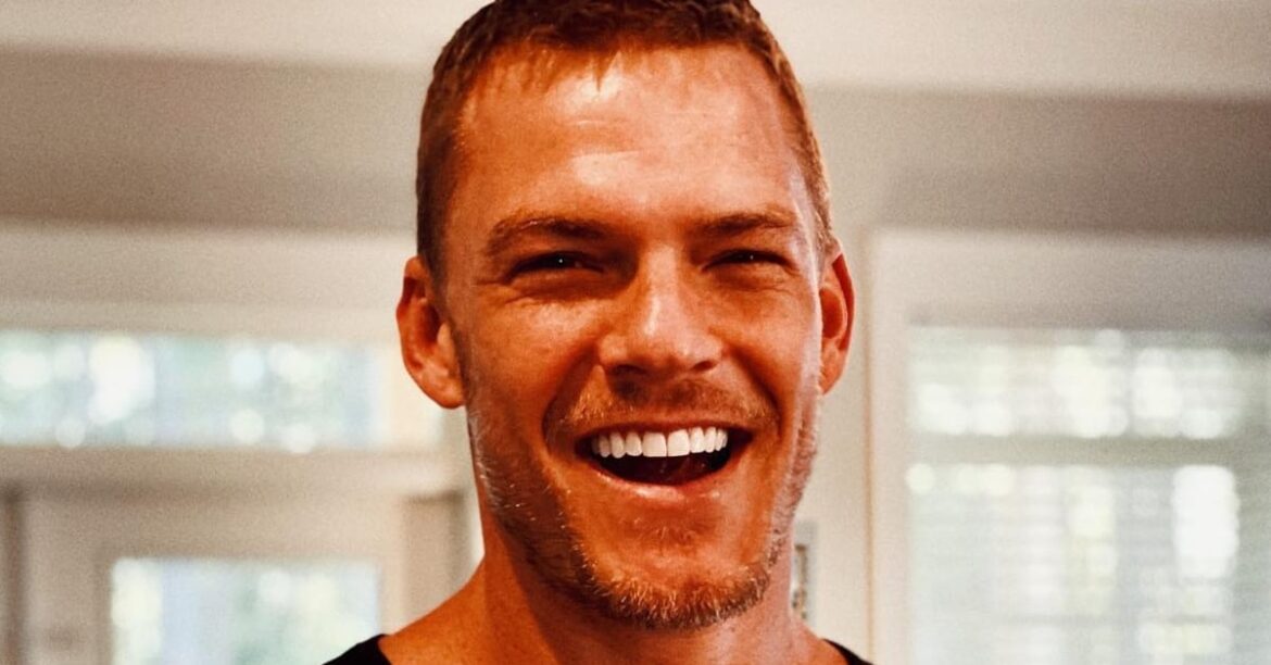 Denuncian a Alan Ritchson por agresión física tras reclamo por exceso de velocidad en Nashville