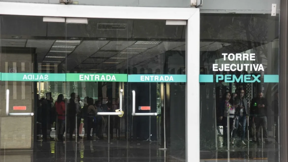 Corrigen seis pensiones de Pemex tras recibir datos complementarios; montos se reducen hasta 90%