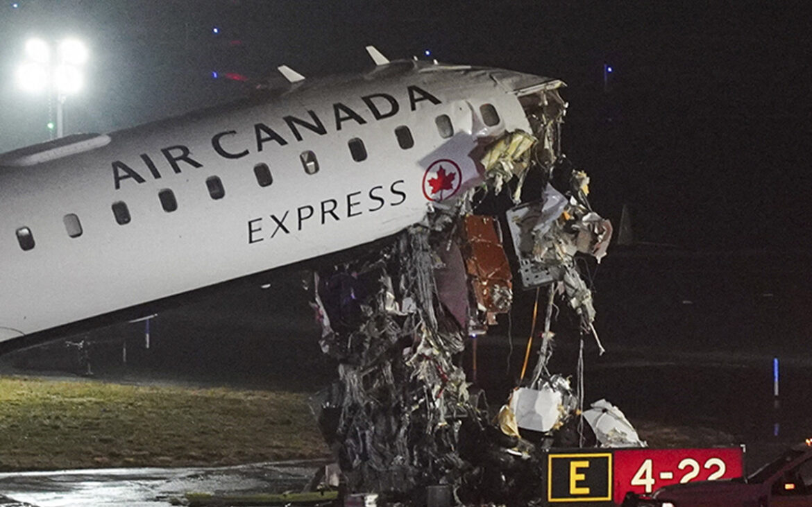 Accidente de Air Canada en LaGuardia deja dos pilotos muertos y más de 40 heridos