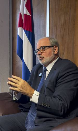 Senadores de Morena donan dieta para ayuda a Cuba ante tensión diplomática con EE.UU.