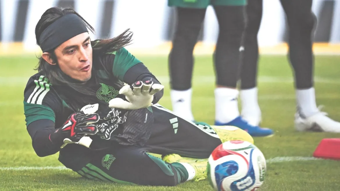 Javier Aguirre convoca a la Selección Mexicana con regreso de Ochoa y cinco elementos de Chivas