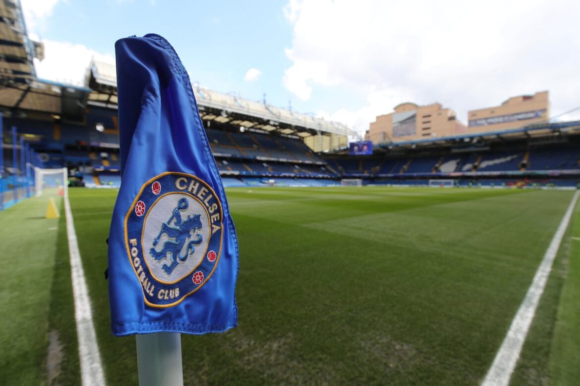 Premier League sanciona al Chelsea con multa millonaria y veto de fichajes