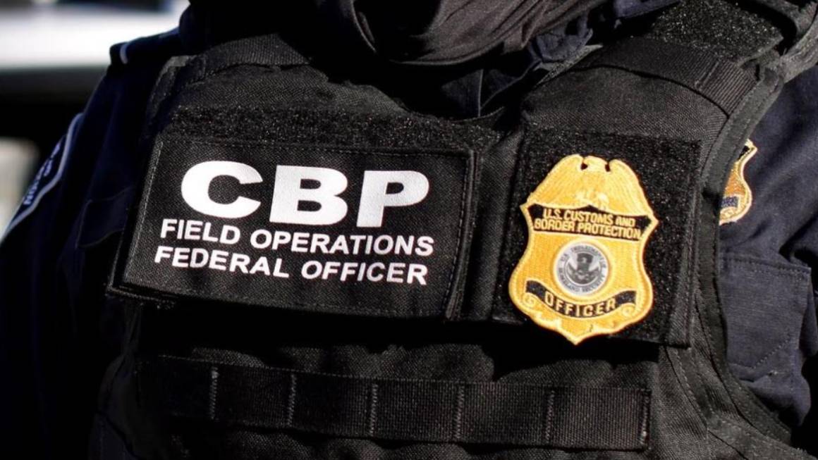 Trump amenaza con desplegar agentes de ICE en aeropuertos; Musk ofrece pagar salarios de la TSA