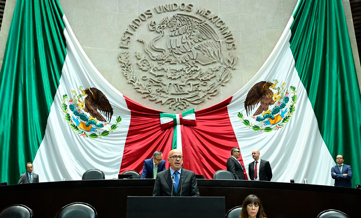 Deepfakes sexuales afectan a adolescentes mientras IA revive actores fallecidos