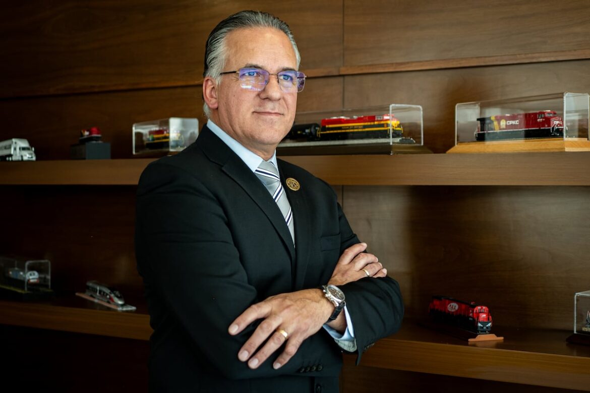 Impacta conflicto en Medio Oriente precios de combustibles en México mientras inicia revisión del T-MEC