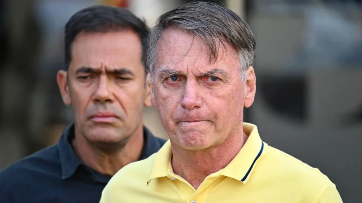 Bolsonaro sale del hospital y cumple prisión domiciliaria por 90 días