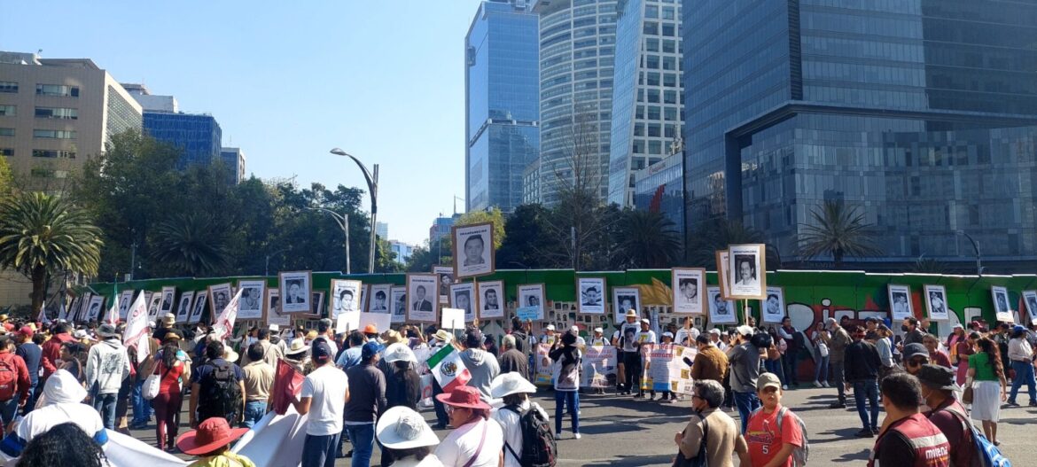 Colectivos exigen transparencia en depuración del registro de desaparición forzada
