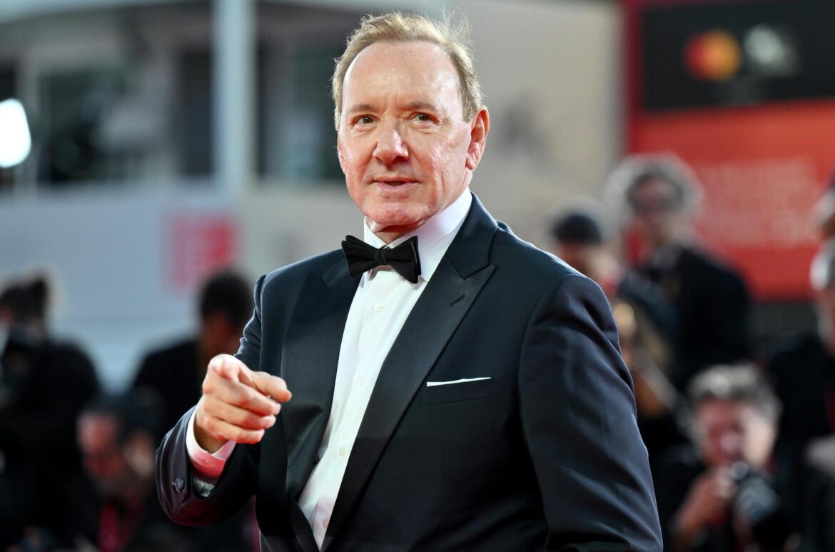 Kevin Spacey cierra acuerdo extrajudicial por agresión sexual en Londres