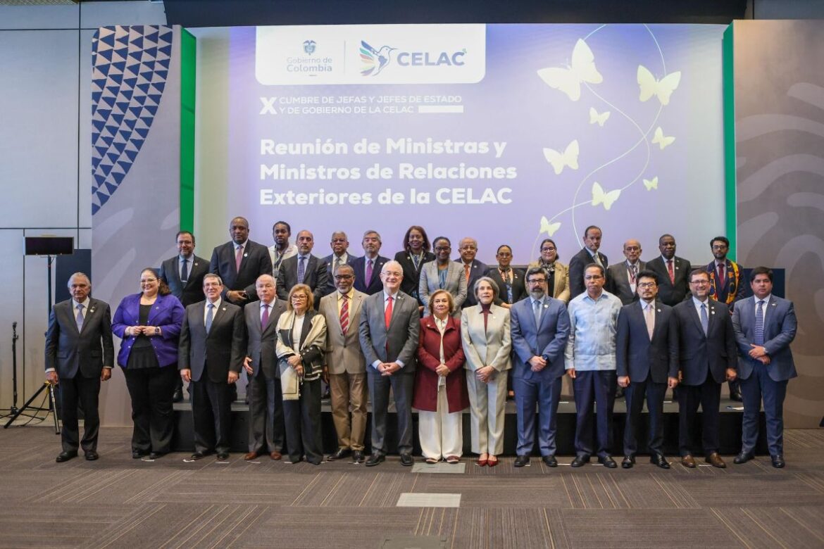 Líderes de la CELAC exigen multilateralismo y rechazan colonialismo en X Cumbre de Bogotá