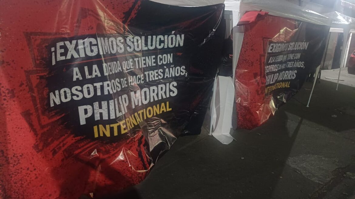 Protesta en Iztacalco denuncia adeudo millonario de Philip Morris y presunto hostigamiento policial