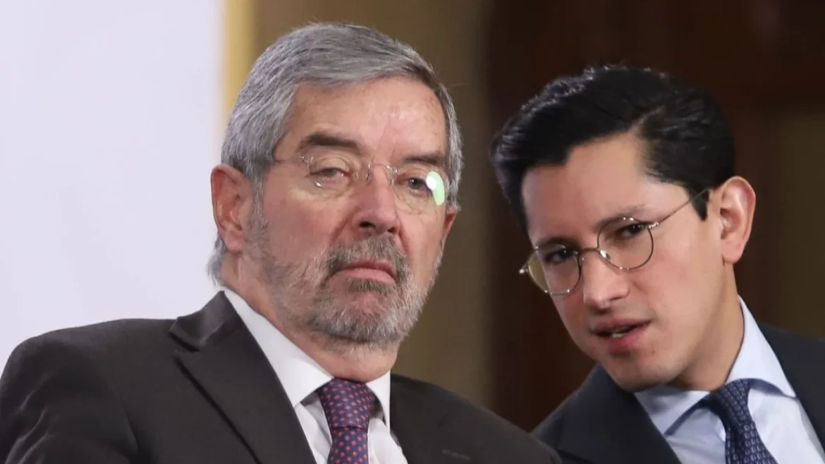 Roberto Velasco acude al Senado para iniciar proceso de ratificación como canciller