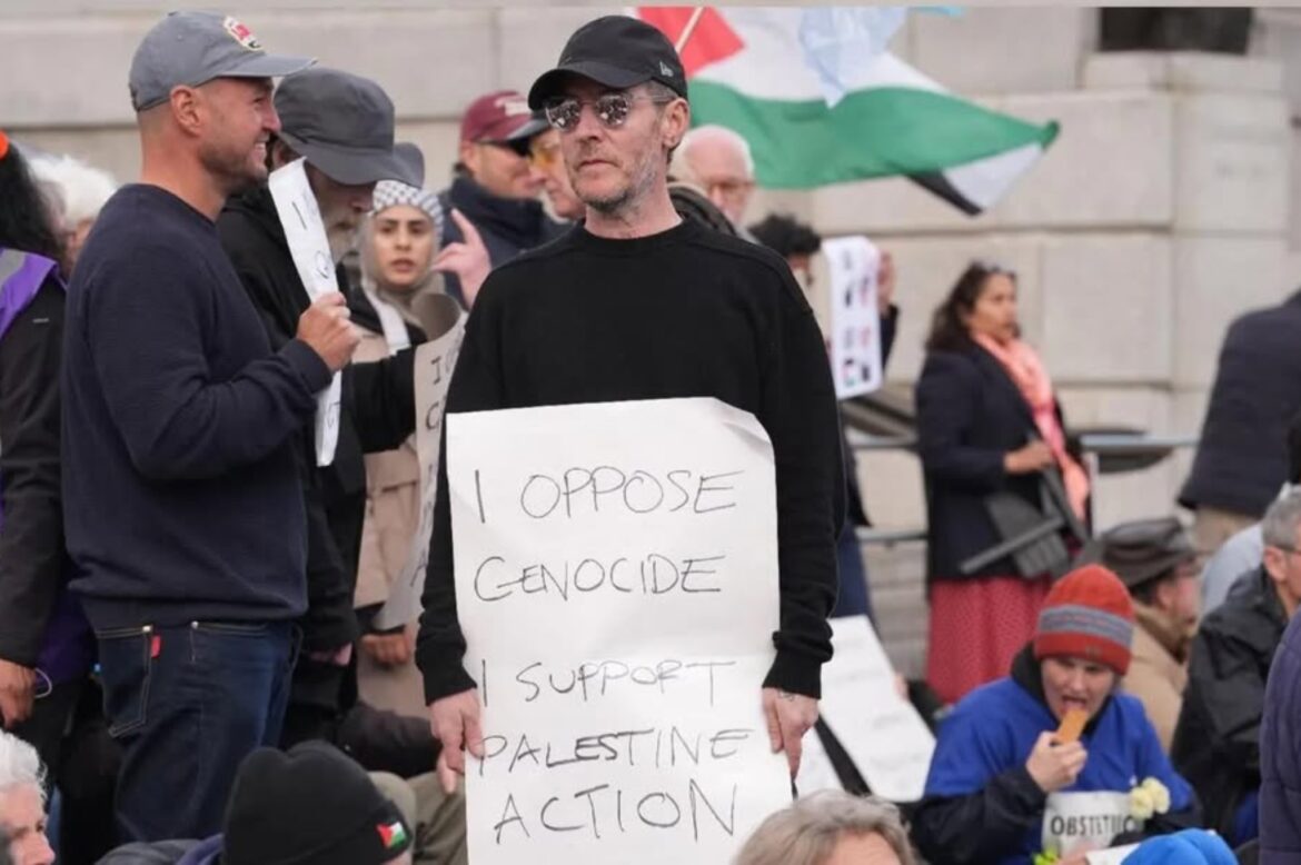 Flotilla parte de Barcelona hacia Gaza y protestas en Londres dejan más de 500 detenidos