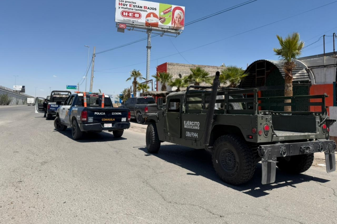 Detienen a dos hombres en Torreón por intento de robo y posesión de droga