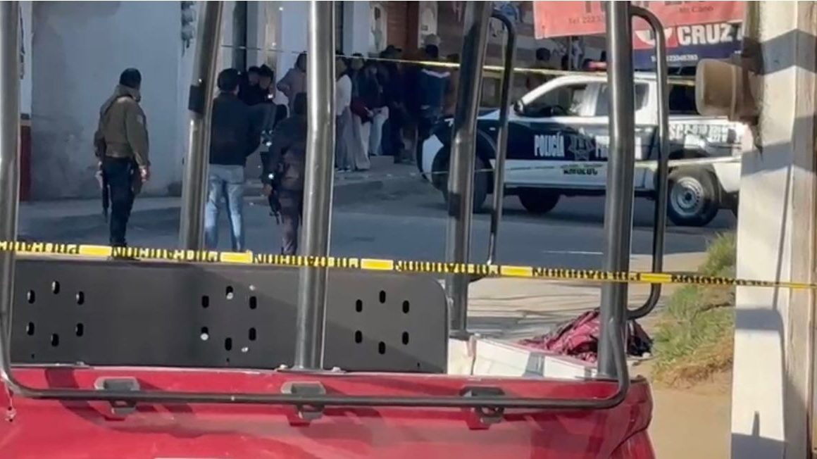 Comando armado asesina al dueño de una tortillería y secuestra a un empleado en Amozoc