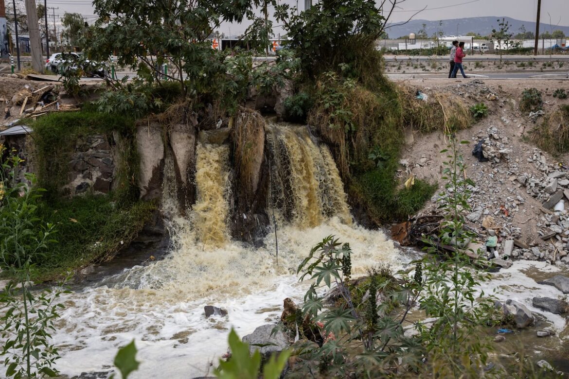 Nombran nuevo titular del SIAPA en Guadalajara entre crisis de agua, sarampión y protestas sociales