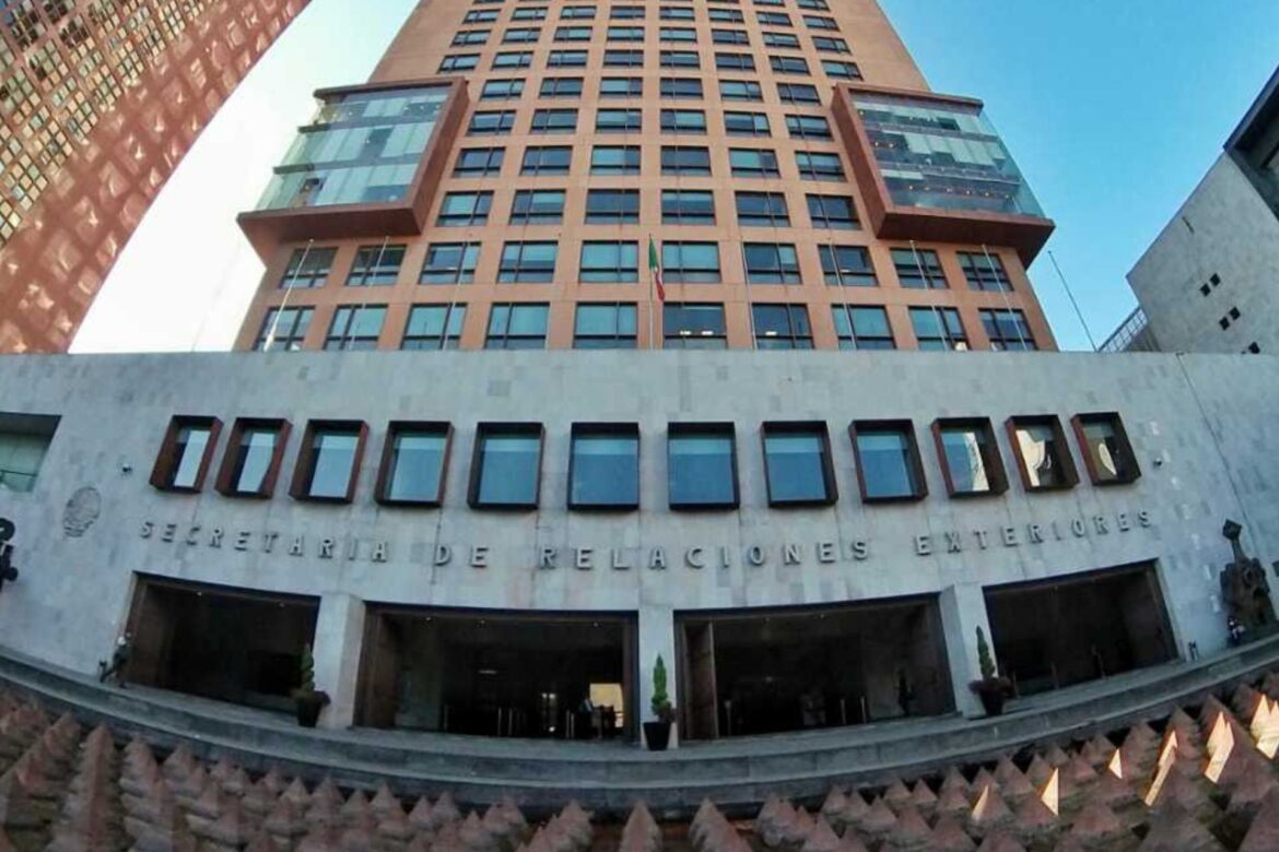 México exige investigación y se suma a demanda por muerte de connacional en centro del ICE