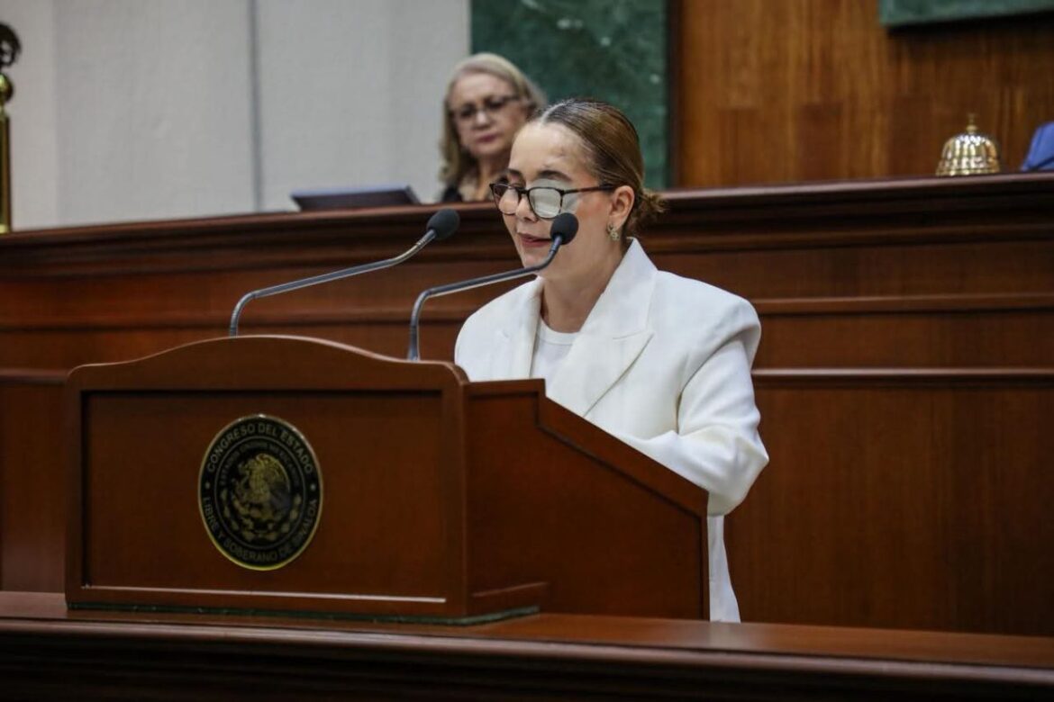 Elizabeth Montoya regresa al Congreso de Sinaloa tras atentado y aspira a la alcaldía de Culiacán en 2027