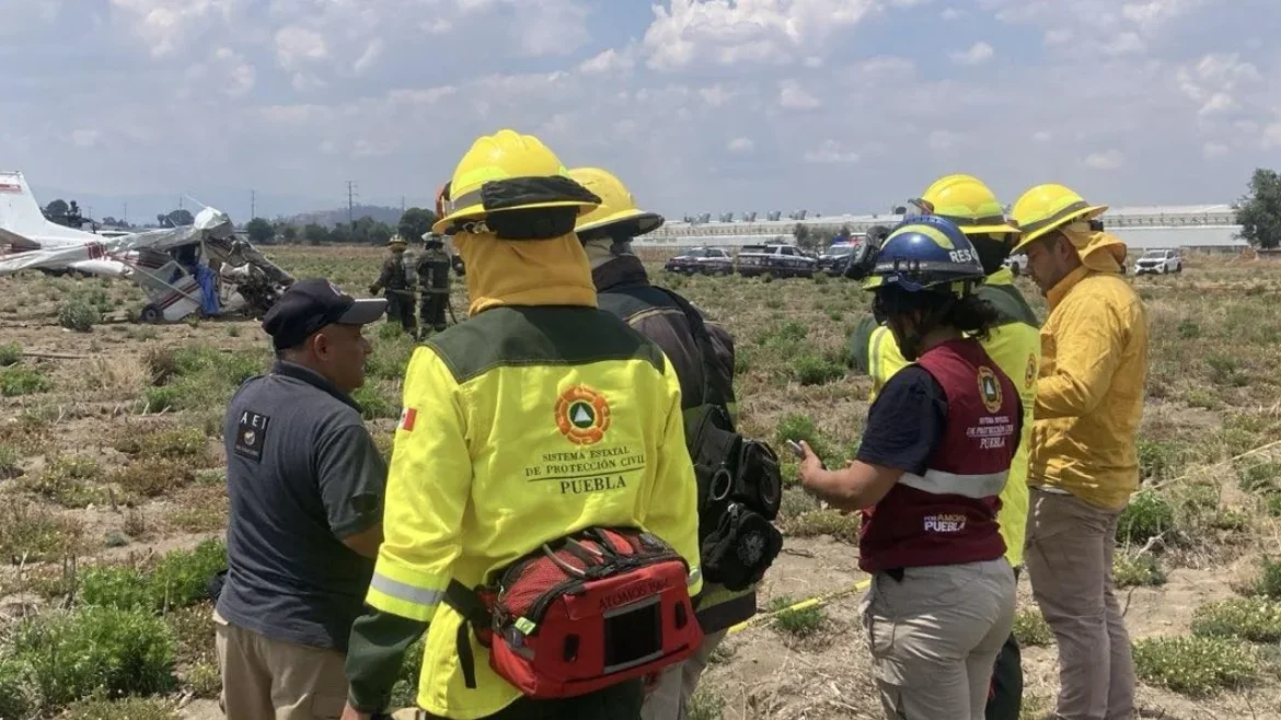 Avioneta se desploma en Huejotzingo y deja cuatro fallecidos