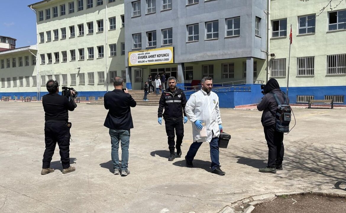 Exalumno hiere a 16 personas en tiroteo en escuela técnica de Turquía antes de suicidarse