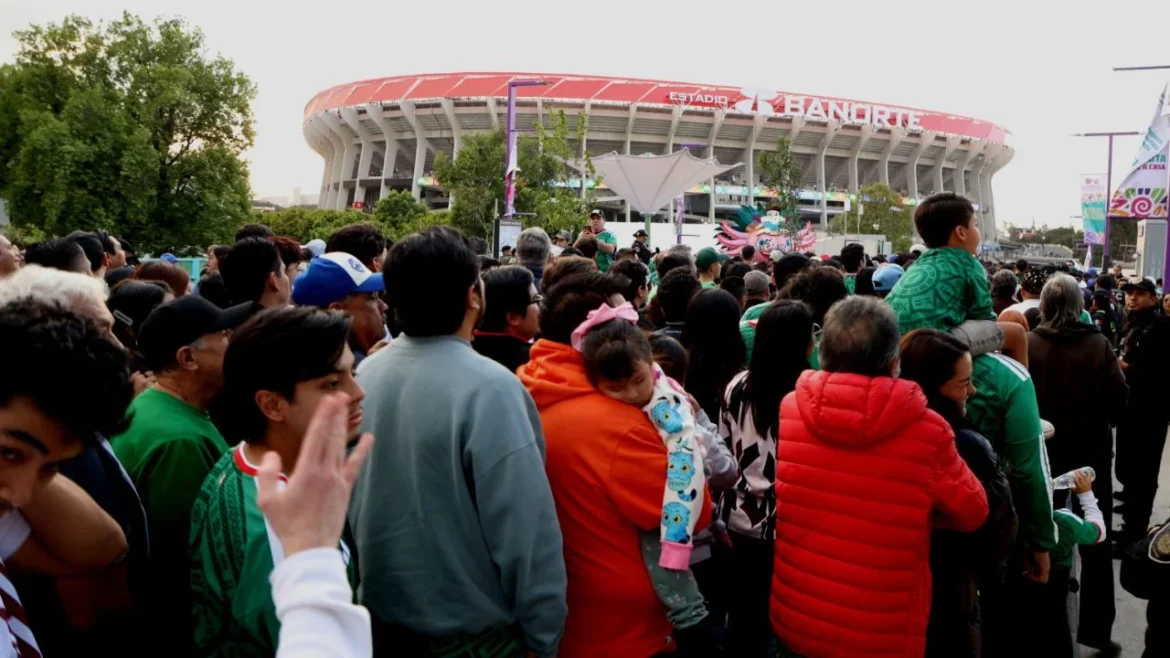 Precio de estacionamiento en Estadio Banorte supera costo de entradas para Clásico Joven