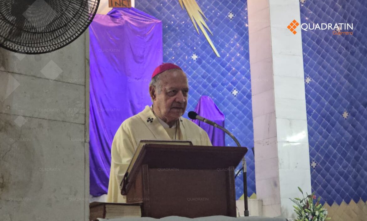 Arzobispo de Acapulco condena masacre en restaurante y llama a la paz