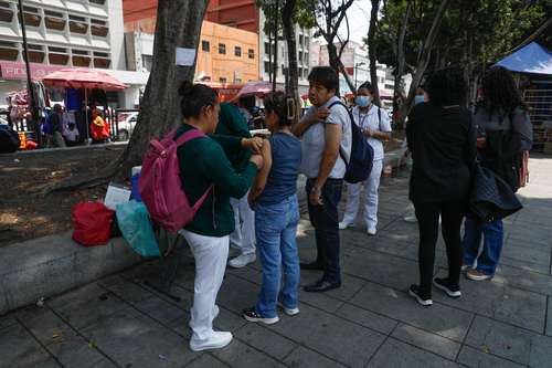 Baja California lidera en trasplantes y vacunación; trabajadores de salud federales exigen acuerdos laborales