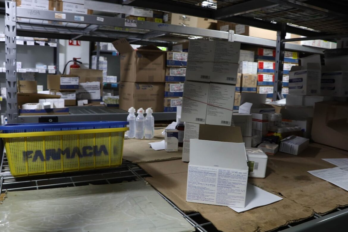 Sanidad pública compró 9.500 millones de pesos en fármacos a distribuidores irregulares
