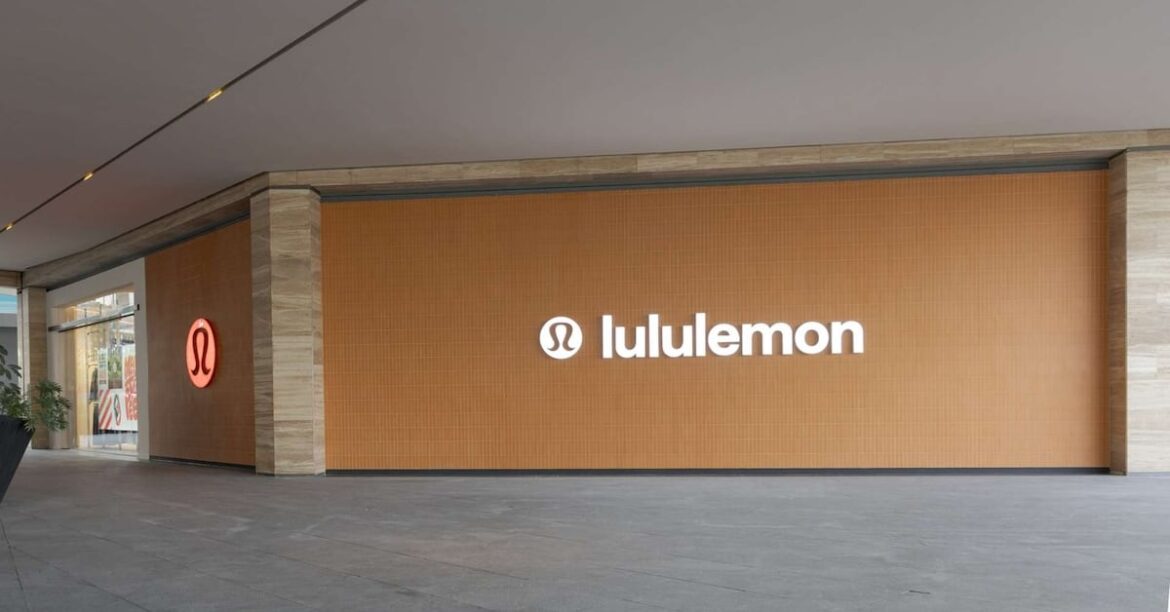 Fiscal General de Texas investiga a Lululemon por presunto uso de químicos tóxicos PFAS