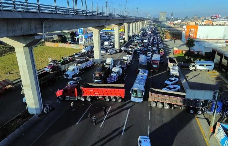 Transportistas y campesinos dan ultimátum al gobierno; amenazan con paro nacional el 6 de abril