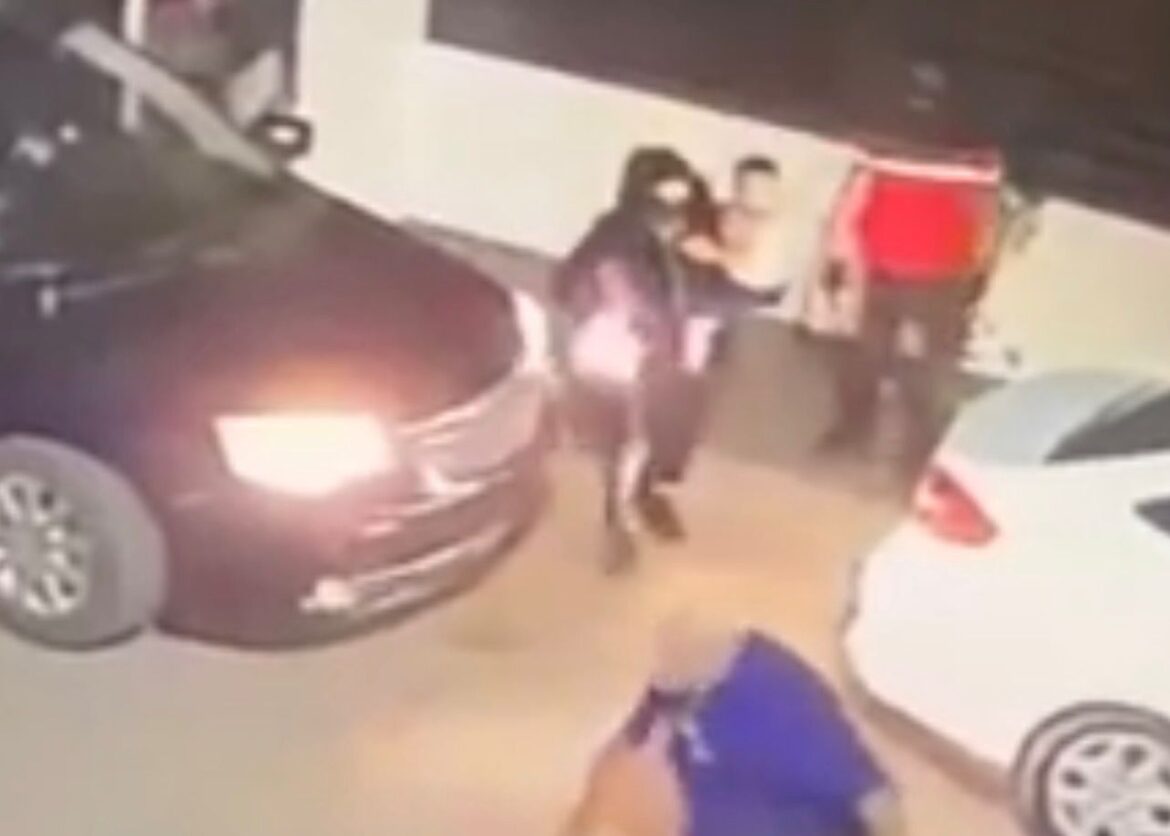 Activan Alerta Amber por menor sustraído tras ataque armado en Mexicali