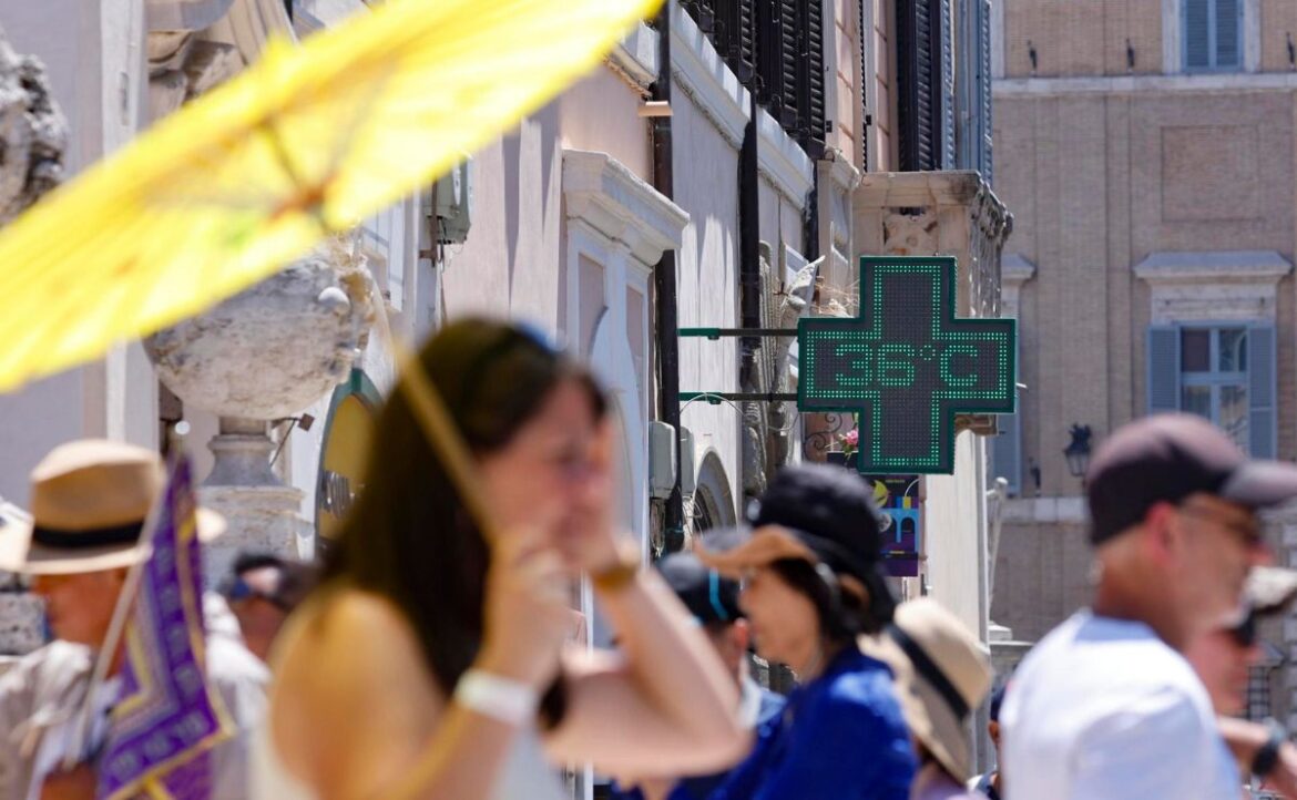 Italia emite alerta roja por calor mientras experto advierte en México sobre ‘amarillismo climático’
