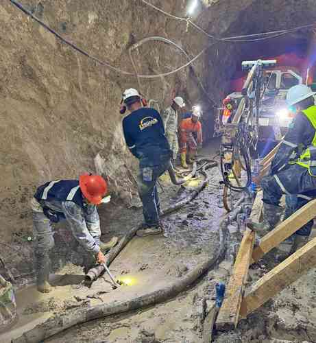 Continúan labores de rescate para localizar al minero Isidro Beltrán atrapado en Santa Fe