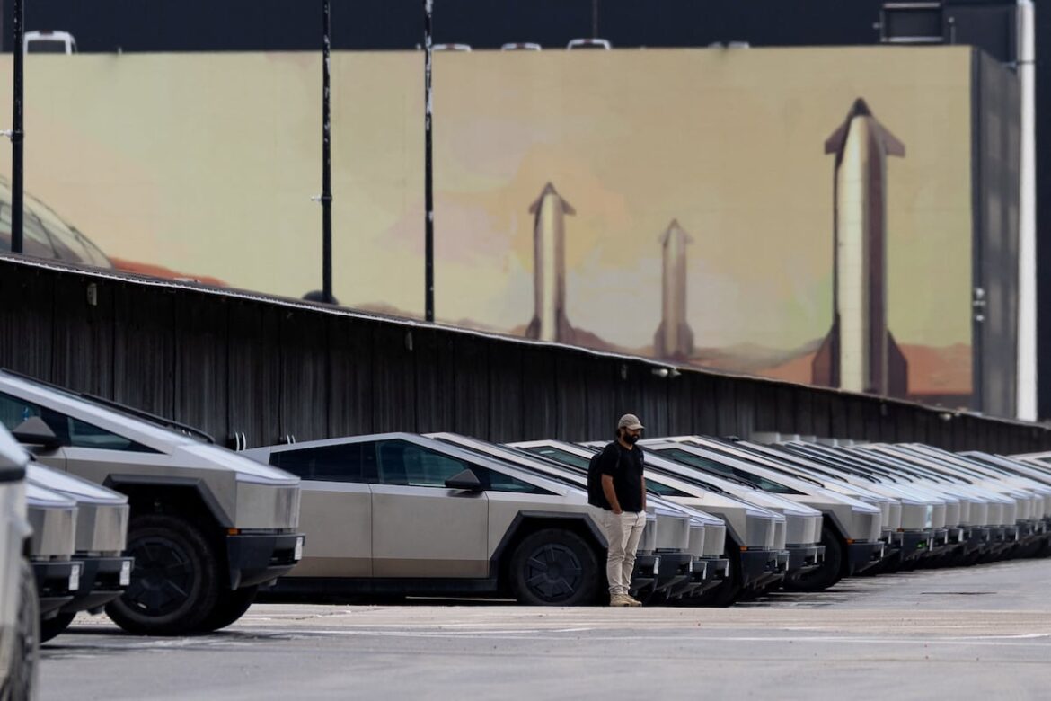 Tesla reporta alza de 17% en beneficios y sus acciones suben casi 4%